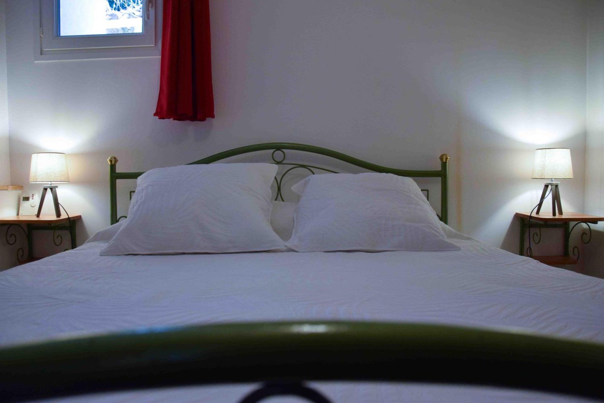 Les Grands Pres Des Baronnies Guest House La Roche-sur-le-Buis Exterior photo